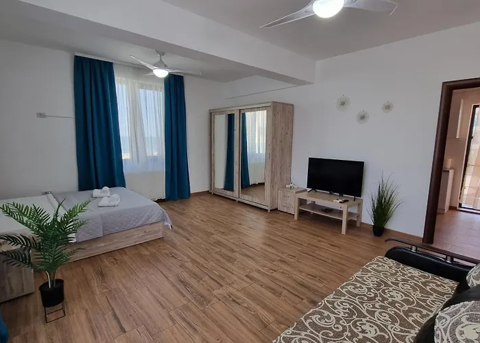 Ale's By The Sea דירה *